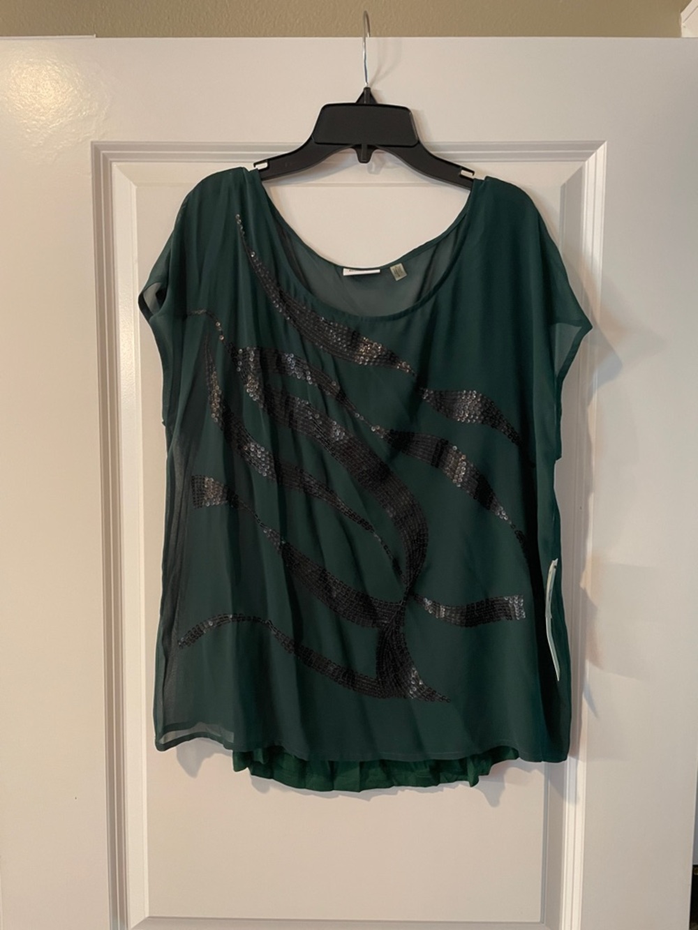 DKNYC Forest Green Short Sleeve Sequin-Accented Blouse